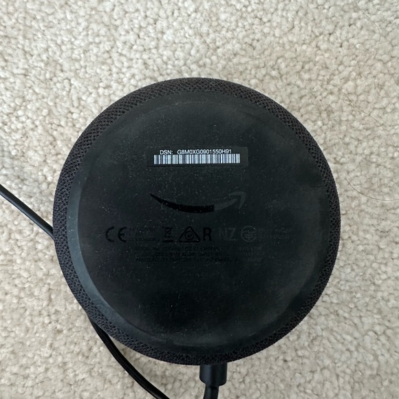 Amazon Alexa - Picture 3 of 3
